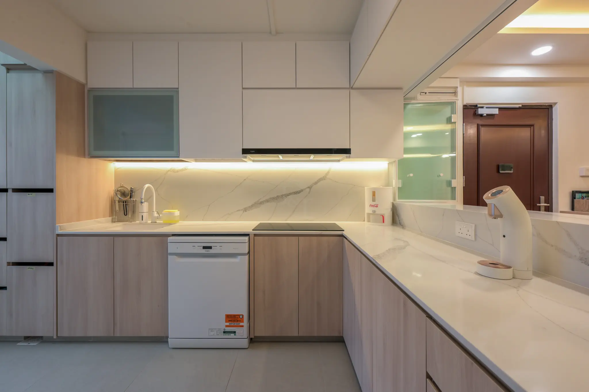 Minimalist kitchen interior design